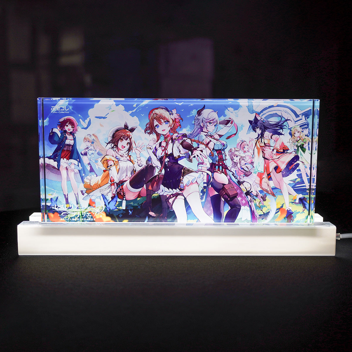 FumoColle x Atelier Lesleyana Acrylic Block with LED Stand - Group Picture of All the Main Characters
