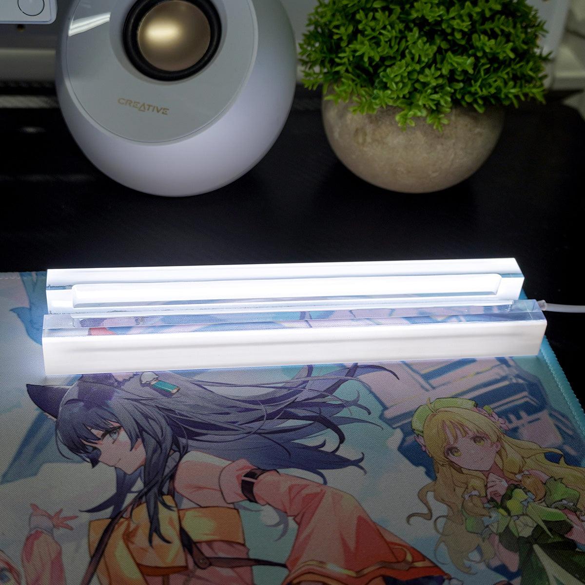 FumoColle x Atelier Lesleriana Acrylic Block with LED Stand Lesna & Valeria