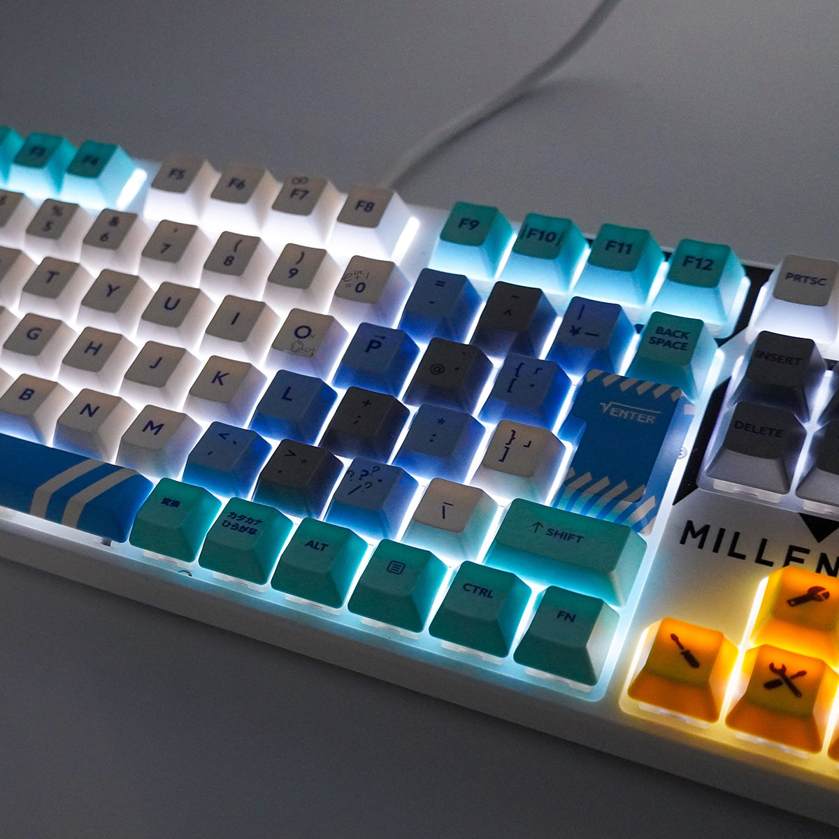 ブルーアーカイブ × ふもコレ キーボード ミレニアムサイエンススクール VARMILO 日本語配列 80%