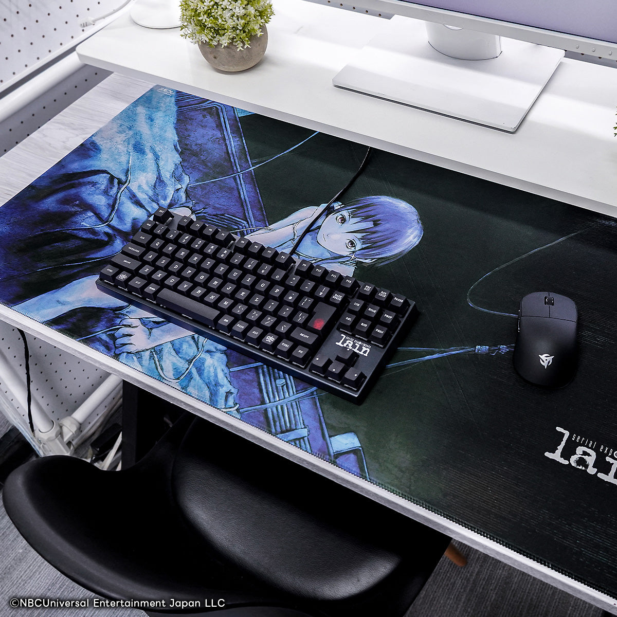 serial experiments lain × ふもコレ ゲーミングマウスパッド 2XL (Odin Gaming)