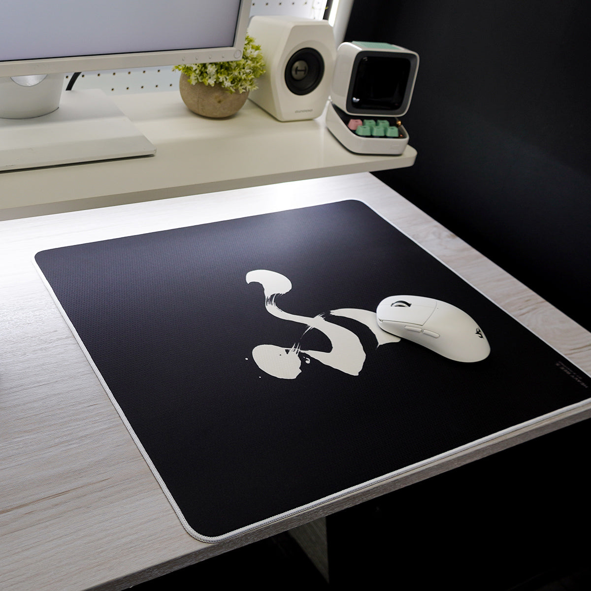 FumoColle x MURASH GAMING Gaming Mouse Pad X-Raypad Heavy Bee S "Fu"